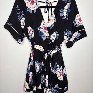 Trixi women’s black  blue floral kimono short sleeve wrap look romper size large